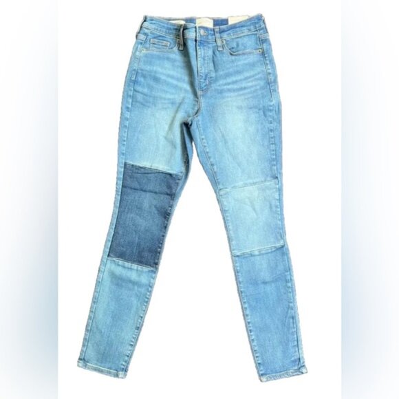 NWT Universal Thread High Rise Skinny Patched Jeans FITTED HIP & THIGH Size 4 - Picture 3 of 8